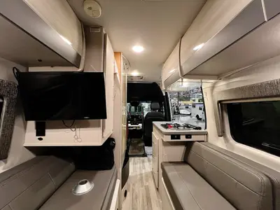 2022 Thor Motor Coach Tranquility photo 3