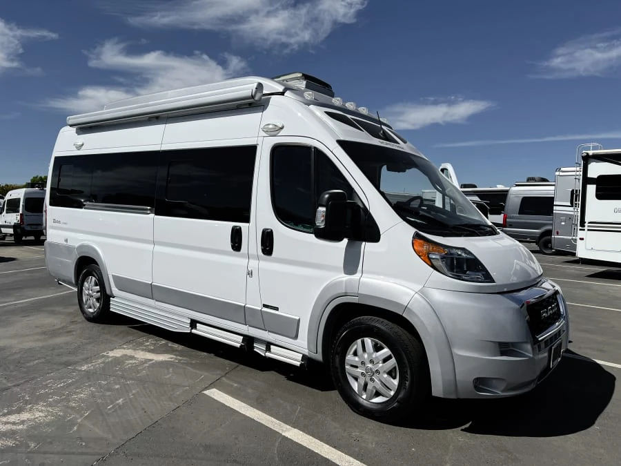 2023 Roadtrek Zion Slumber exterior
