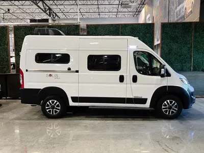 2026 Winnebago Solis Pocket photo 12