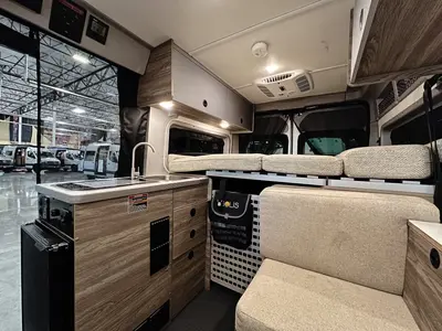 2026 Winnebago Solis Pocket photo 6