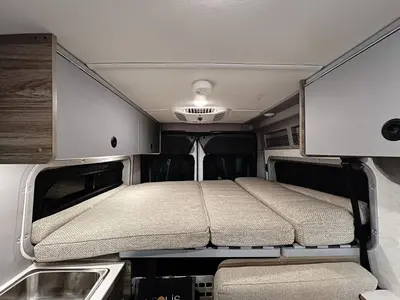 2026 Winnebago Solis Pocket photo 10