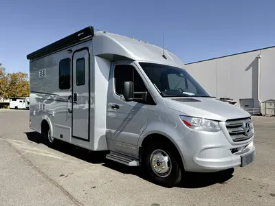 Used 2020 Pleasure Way Plateau XL XLMB