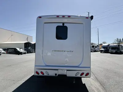 2020 Pleasure Way Plateau XL photo 17