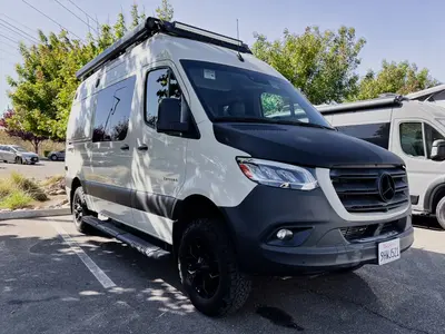 Used 2023 Entegra Coach Launch 19Y