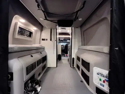 2025 Winnebago Revel Sport photo 11