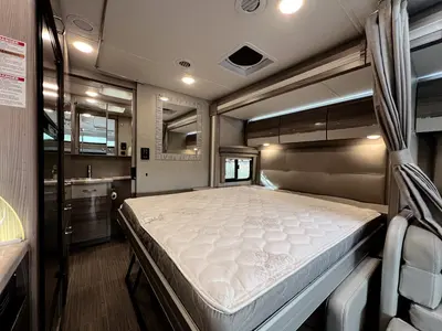 2022 Thor Motor Coach Delano photo 14