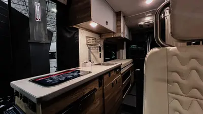 2025 Winnebago Solis photo 6