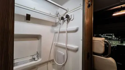 2025 Winnebago Solis photo 13