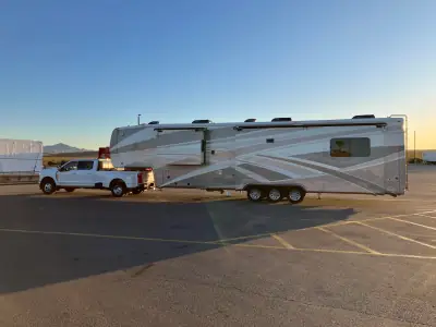 2018 DRV MOBILE SUITES photo 4