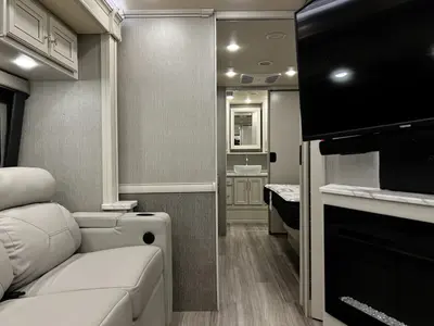 2023 Fleetwood Frontier photo 16