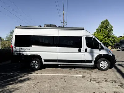 2026 Thor Motor Coach Tellaro photo 12