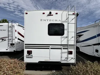 2018 Entegra Coach Odyssey photo 22