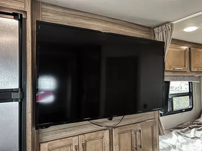 2018 Entegra Coach Odyssey photo 15