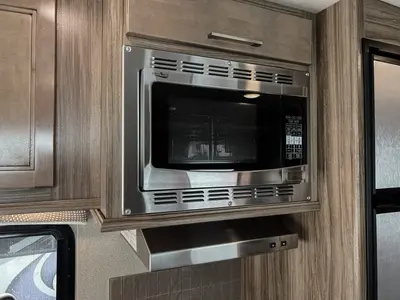 2018 Entegra Coach Odyssey photo 12