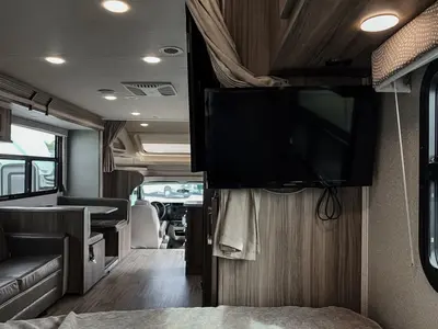 2018 Entegra Coach Odyssey photo 17
