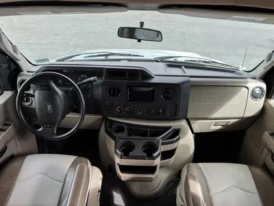 2018 Entegra Coach Odyssey photo 2