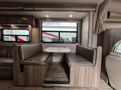 2018 Entegra Coach Odyssey photo 7