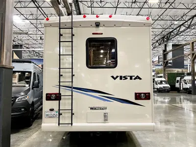 2019 Winnebago Vista photo 23