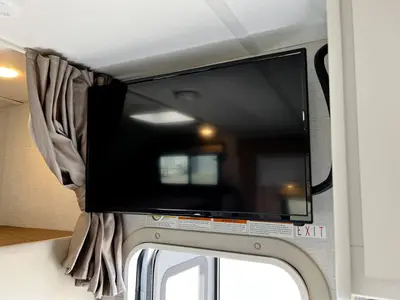 2026 Thor Motor Coach Chateau photo 7