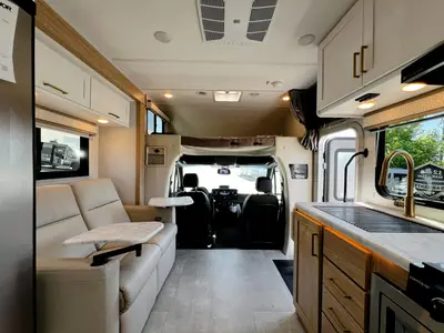 2026 Thor Motor Coach Chateau photo 4