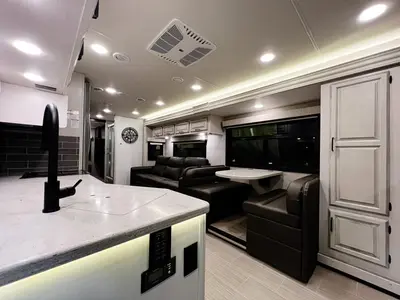 2023 Entegra Coach Vision photo 5