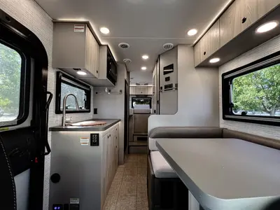 2025 Jayco Granite Ridge photo 3