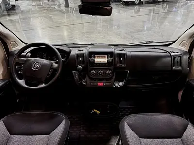 2022 Winnebago Solis Pocket photo 2
