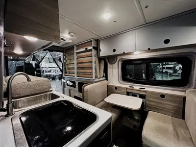 2022 Winnebago Solis Pocket photo 3