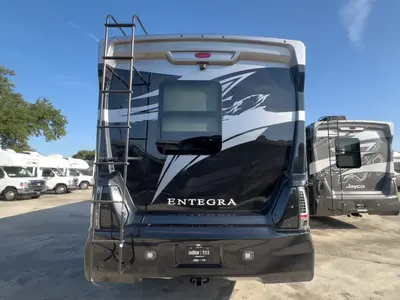 2023 Entegra Coach Accolade XT photo 30