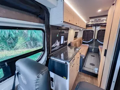 2026 Storyteller Overland Crew Mode photo 7
