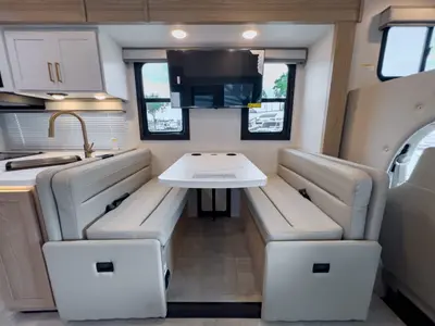 2027 Thor Motor Coach Chateau photo 7