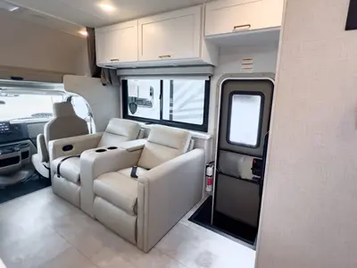 2027 Thor Motor Coach Chateau photo 13