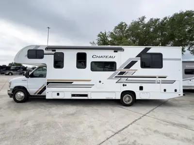 2027 Thor Motor Coach Chateau photo 18