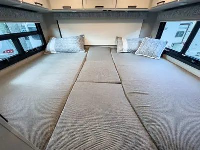 2027 Thor Motor Coach Omni photo 16