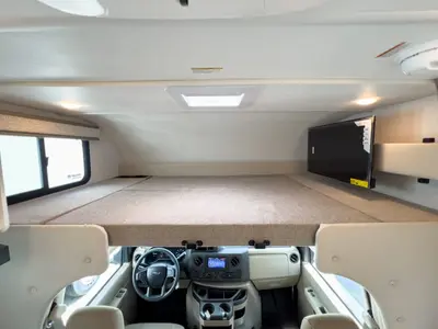 2027 Thor Motor Coach Chateau photo 3