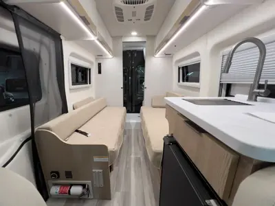 2027 Thor Motor Coach Talavera photo 5