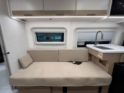 2027 Thor Motor Coach Talavera photo 7
