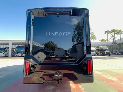 2026 Grand Design Lineage Series M photo 21