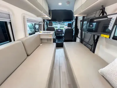 2027 Thor Motor Coach Sanctuary photo 4