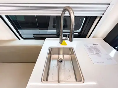 2027 Thor Motor Coach Sanctuary photo 9