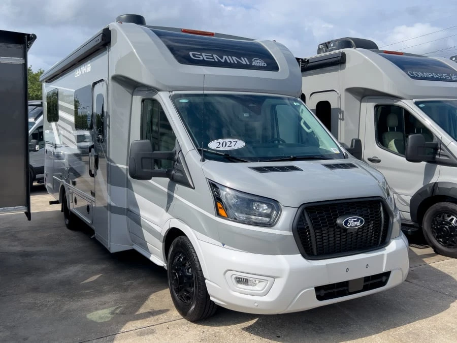 2027 Thor Motor Coach Gemini exterior