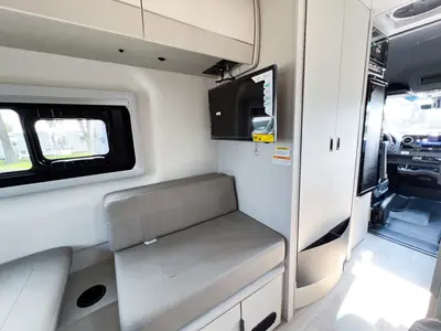 2027 Thor Motor Coach Tranquility photo 11