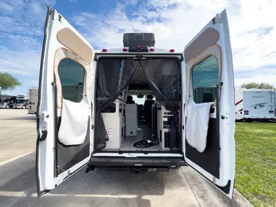 2027 Winnebago Solis Pocket photo 2