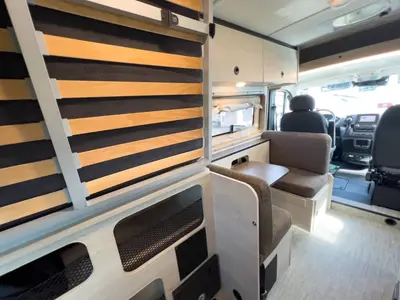 2027 Winnebago Solis Pocket photo 12