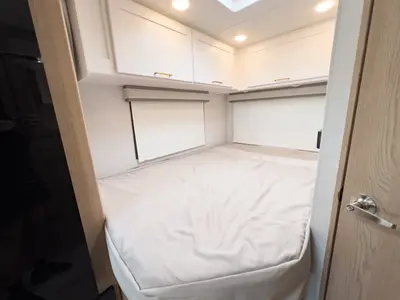 2027 Thor Motor Coach Chateau photo 16