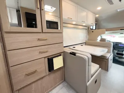 2027 Thor Motor Coach Chateau photo 13