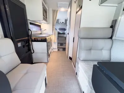 2027 Winnebago Ekko photo 5