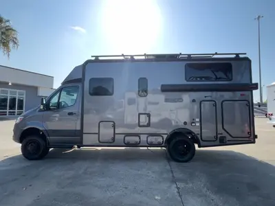 2027 Winnebago Ekko photo 19