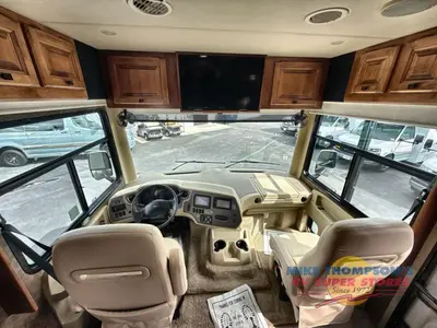 2014 Tiffin Motorhomes Allegro photo 19