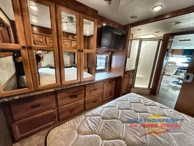 2014 Tiffin Motorhomes Allegro photo 44